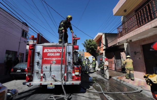 Incendio deja un menor lesionado en la colonia Del Sur