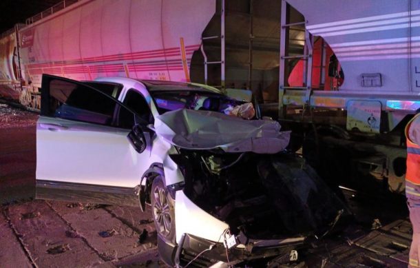 Hombres armados viajaban en camioneta que chocó contra el tren en Zapopan