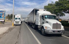 Gobierno federal y transportistas acuerdan fortalecer seguridad en carreteras