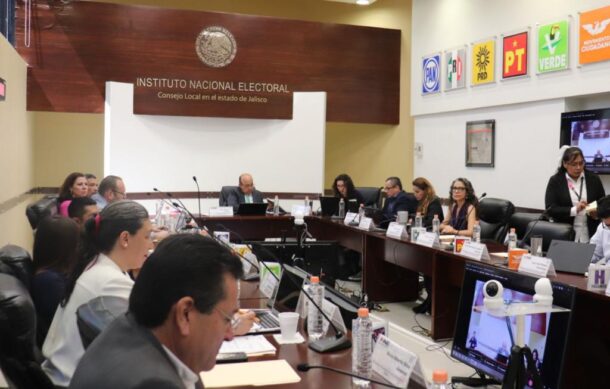 Declinan 24% de los capacitadores electorales del INE