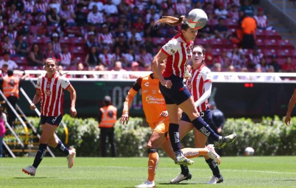 Chivas y Atlas empatan 1-1 en el clásico femenil