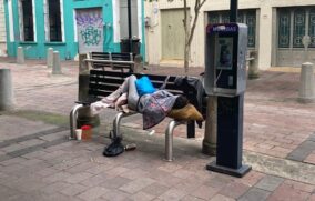 Redoblan esfuerzos para auxiliar a las personas en situación de calle en GDL