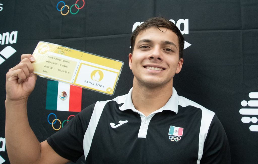Kevin Muñoz gana último boleto en clavados para México en París 2025