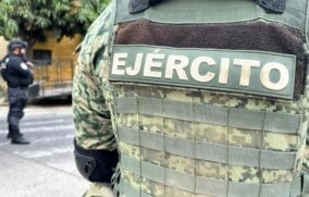 Llegan los primeros elementos federales a Michoacán