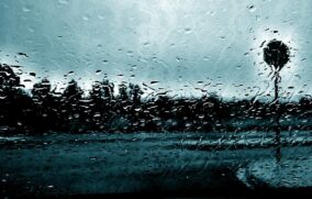 Pronostican chubascos, vientos fuertes y frío intenso en el país