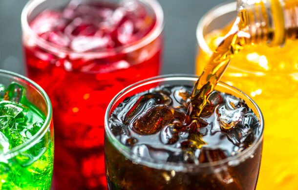 Consumo de bebidas azucaradas dispara la diabetes y la hipertensión: Salud