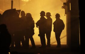 Incendio consume planta avícola de Bachoco en Lagos de Moreno