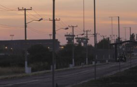 Bloquearán señal de celular en 14 cárceles federales