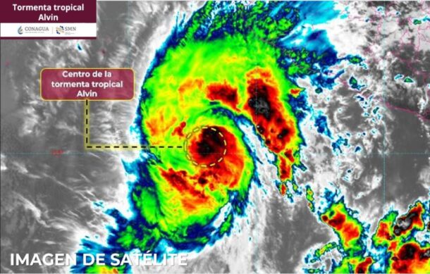 “Alvin” se fortalece frente a las costas de Jalisco y Colima