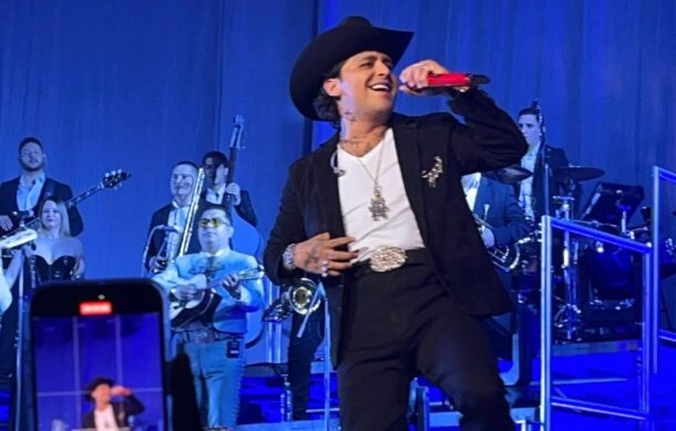 Christian Nodal tiene exitosa presentación en GDL