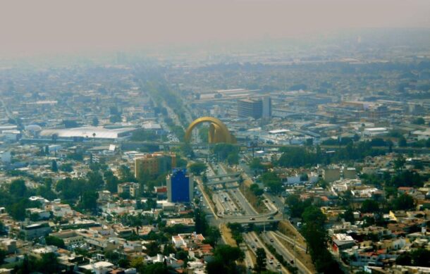 GDL enfrenta crisis ambiental la mayor parte del año