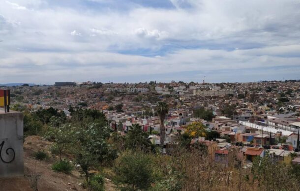 Invaden indigentes y adictos Mirador Demóstenes en GDL