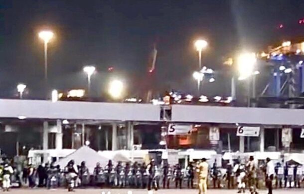 Reabren aduana de Manzanillo tras operativo