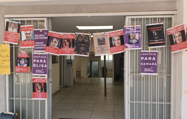 “Mujeres Unidas Jalisco” se manifiestan frente al Consejo de la Judicatura