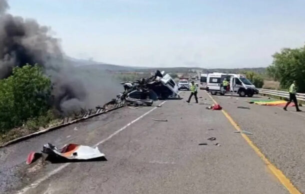 Al menos 21 muertos deja accidente carretero en Puebla