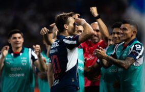 Rayados remonta y vence al Toluca 3-2 al iniciar la Liguilla de la Liga MX