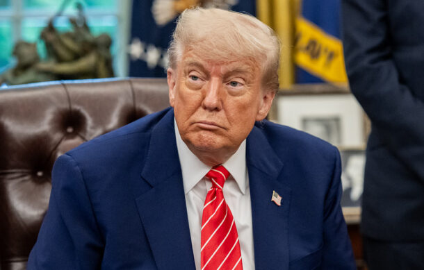 Tribunal de EU frena aranceles recíprocos de Trump