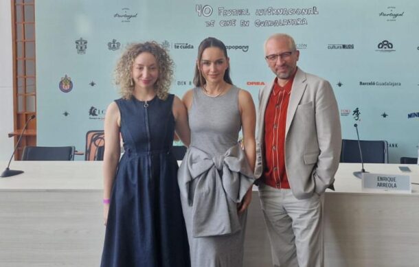 Presentan “Doce Lunas” en FICG 2025