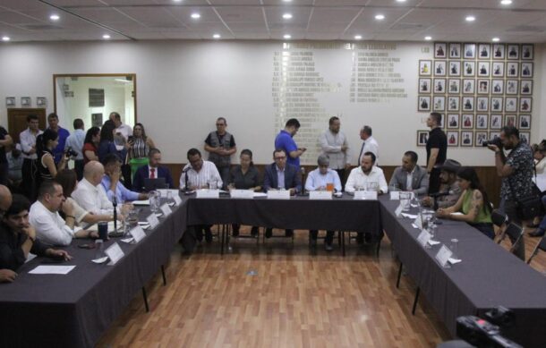 Comisiones avalan dictamen que extingue al ITEI