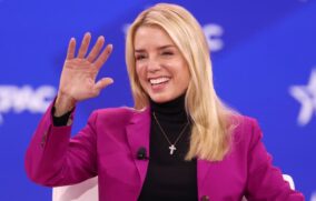 Maduro y Cilia Flores serán juzgados en Nueva York: Bondi