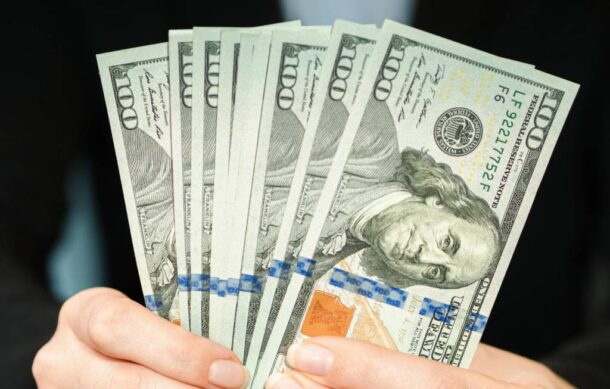 Peso mexicano se aprecia este miércoles frente al dólar