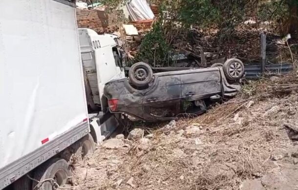 Accidente en Tlajomulco deja ocho lesionados