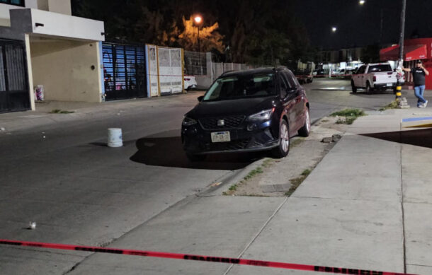Balean a una joven que intentó defender a su madre del robo de su camioneta