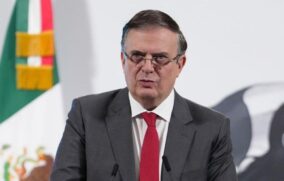 México busca garantizar el suministro de minerales que hacen falta al país: Ebrard