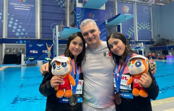 La gemelas tapatías Mía y Lía Cueva ganan bronce en el Mundial de Singapur