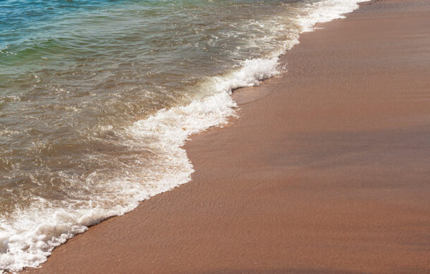 Cofepris alerta sobre 16 playas contaminadas en México; 3 están en Jalisco