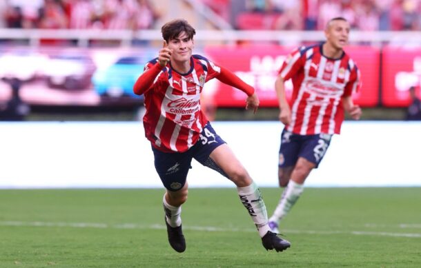 ¡Con dos goles de la Hormiga! Chivas vence 4-3 al San Luis