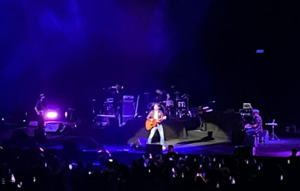 James Blunt cautiva con su show al público tapatío