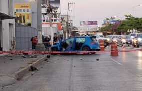 Muere conductor tras chocar contra anuncio en López Mateos; cierre parcial genera caos vial