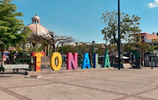Ciudadanos reprueban falta de estado laico en Tonalá