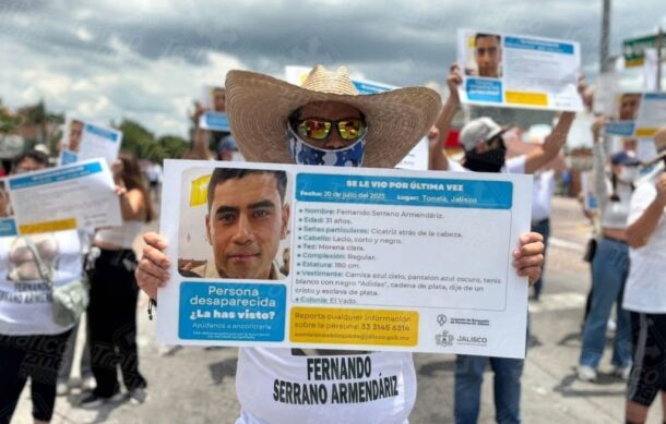 Protestan en Tonalá por desaparición de Fernando Serrano, chofer de Uber