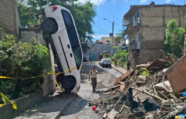 Desalojan 14 fincas por daños estructurales tras inundaciones en La Martinica