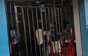 Instalan “mini casinos” de máquinas tragamonedas a metros del Ayuntamiento de GDL