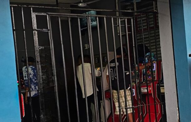 Instalan “mini casinos” de máquinas tragamonedas a metros del Ayuntamiento de GDL