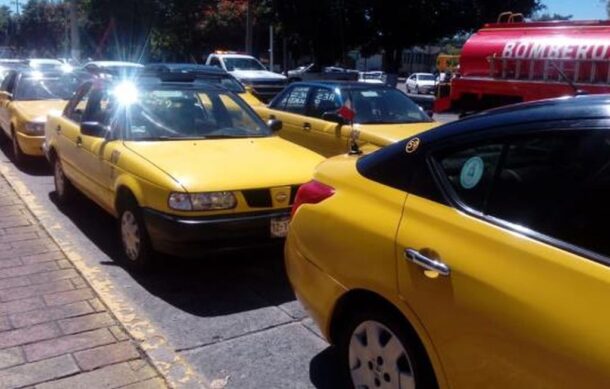 Fracasa programa de renovación vehicular para taxis; solo se entregaron 14 apoyos