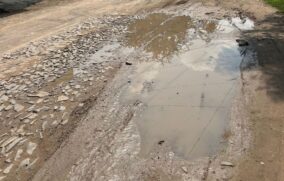 Denuncian calles en mal estado en Tateposco, Tonalá