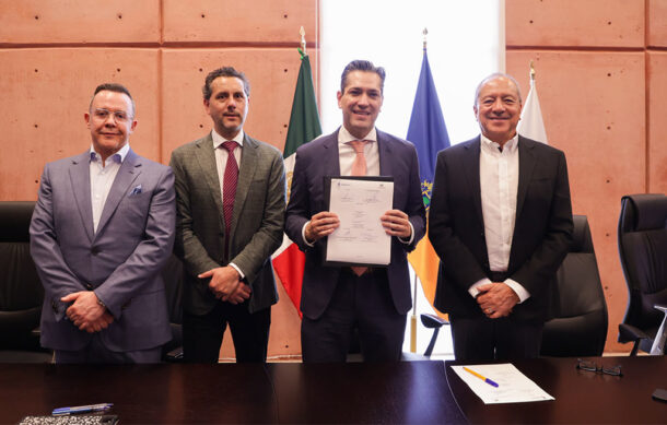 Gobierno de Jalisco y CRT firman convenio para proteger e impulsar el tequila