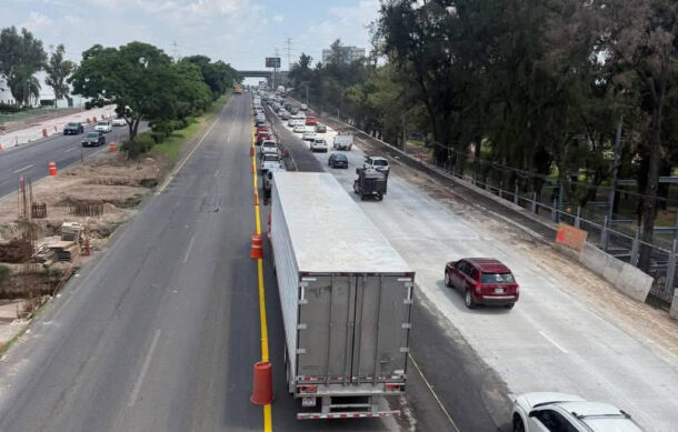 Obras en carretera a Chapala colapsan tráfico y causan retrasos de hasta una hora