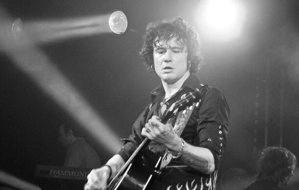 🎶 El Sonido de la Música – Enrique Bunbury