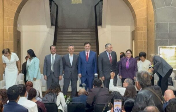Noroña se despide como presidente del Senado