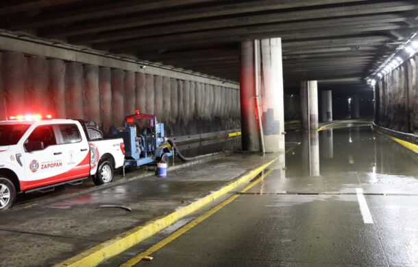 Lluvias moderadas provocan inundaciones y cierres viales en el AMG