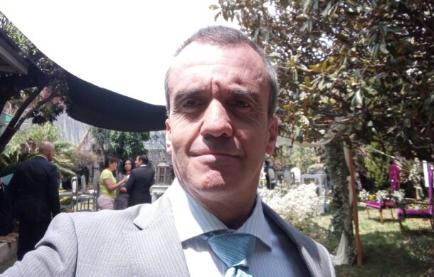 Reportan la muerte del actor Carlos Arau