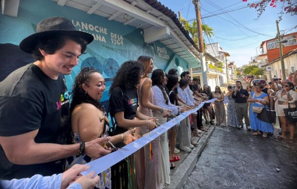 Inauguran primer mural dedicado al cine en Puerto Vallarta