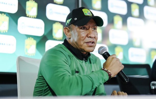 Presenta León a Nacho Ambriz como su nuevo técnico tras la renuncia de Berizzo