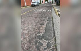 Calle Laguna de Alvarado en Lagos del Country tiene décadas sin mantenimiento: vecina