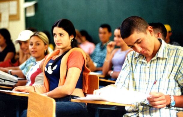 El 20 por ciento de los jóvenes en México no estudia ni trabaja